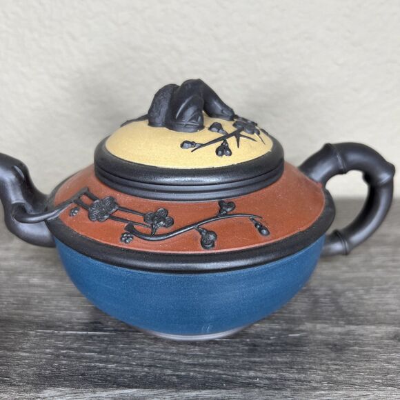 Vintage Chinese Handmade Yixing Zisha Clay Teapot And Teacups Artist Signed - Picture 4 of 12